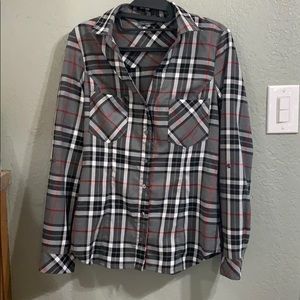 Market & Spruce plaid button up